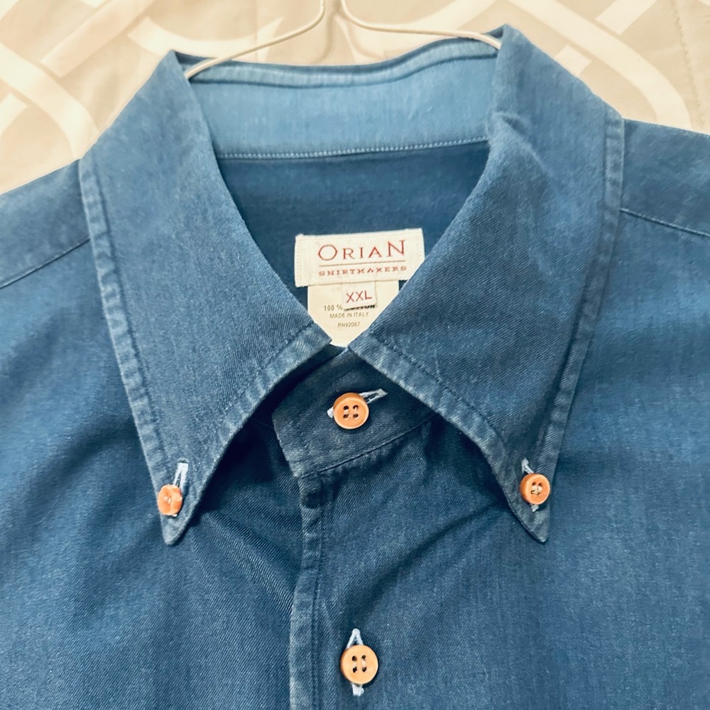 Blue Casual Button Down Shirt with Classic Collar  Made In Italy